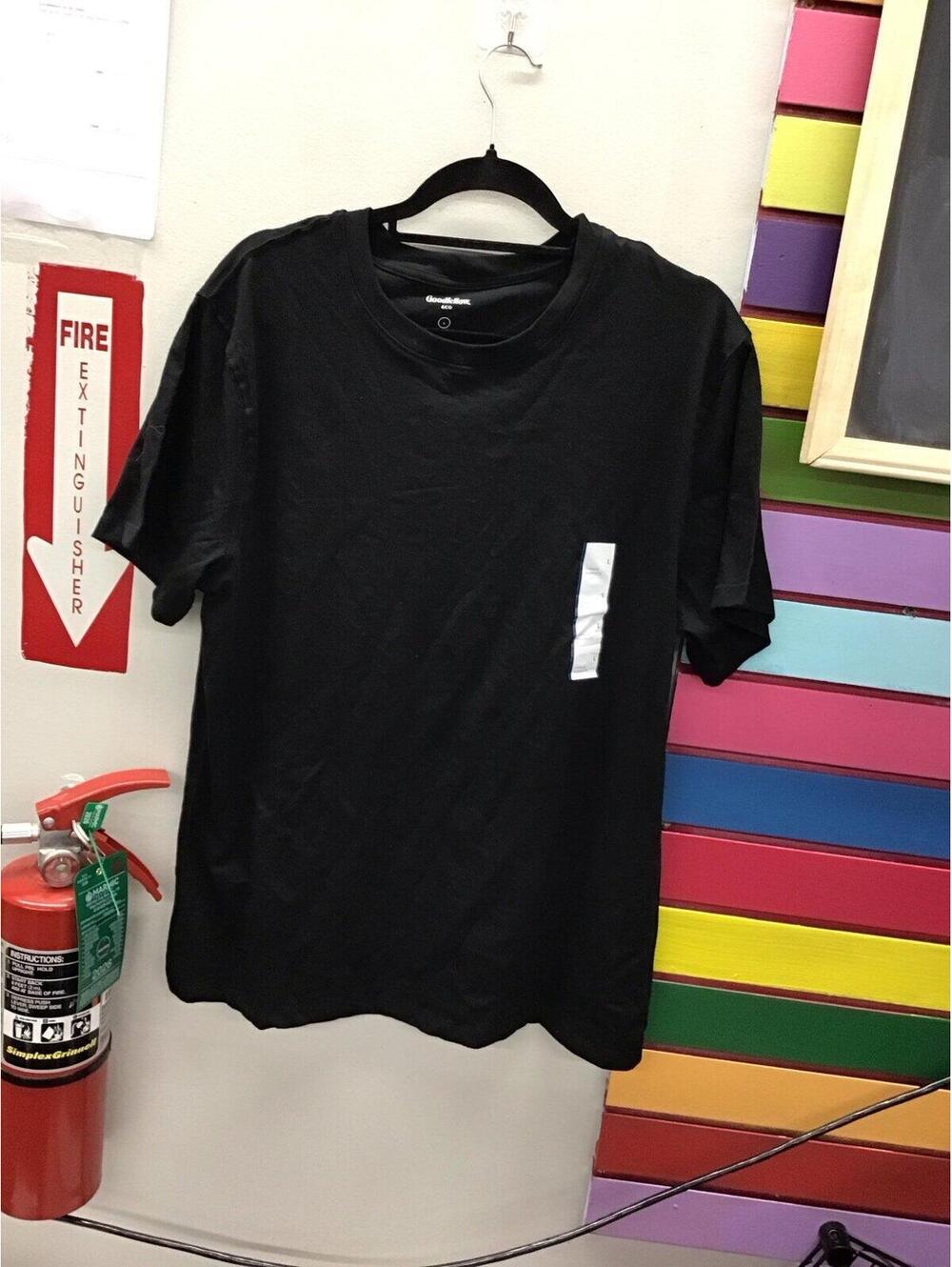 Goodfellow and co men’s plain black tshirt large soft new from target